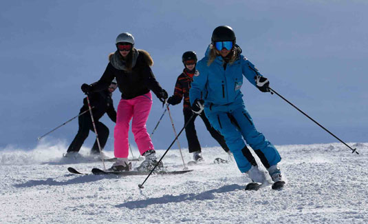 Ski Group Lessons for intermediate and advanced skiers in Kaprun
